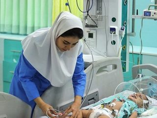 خروج سالانه ۵ هزار پرستار از چرخه خدمت؛ هشدار رئیس سازمان نظام پرستاری
