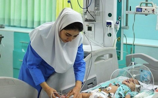 خروج سالانه ۵ هزار پرستار از چرخه خدمت؛ هشدار رئیس سازمان نظام پرستاری
