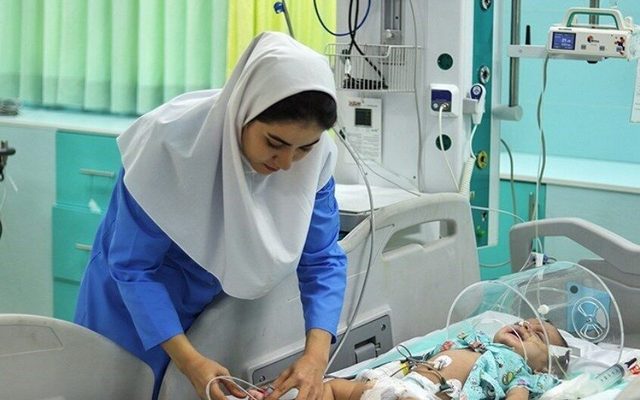 خروج سالانه ۵ هزار پرستار از چرخه خدمت؛ هشدار رئیس سازمان نظام پرستاری