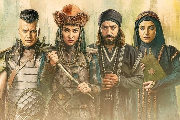 بیوگرافی آیدا ماهیانی؛ سن، زندگی شخصی و فیلمهای بازیگر نقش تلما تصویر آیدا ماهیانی و دیگر بازیگران سریال رویای نیمهشب
